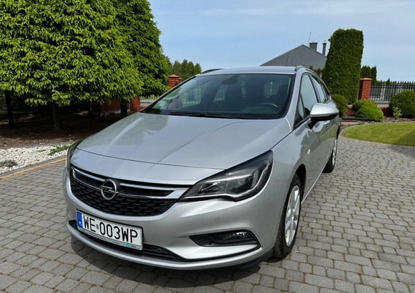 Opel Astra cena 42900 przebieg: 139000, rok produkcji 2019 z Pajęczno małe 596